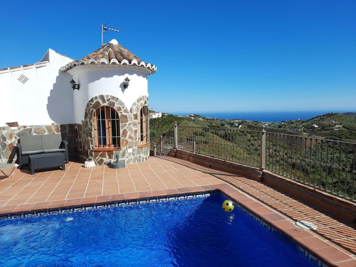 Holiday Home Tres Palmeras - FRG131 Frigiliana Exterior foto